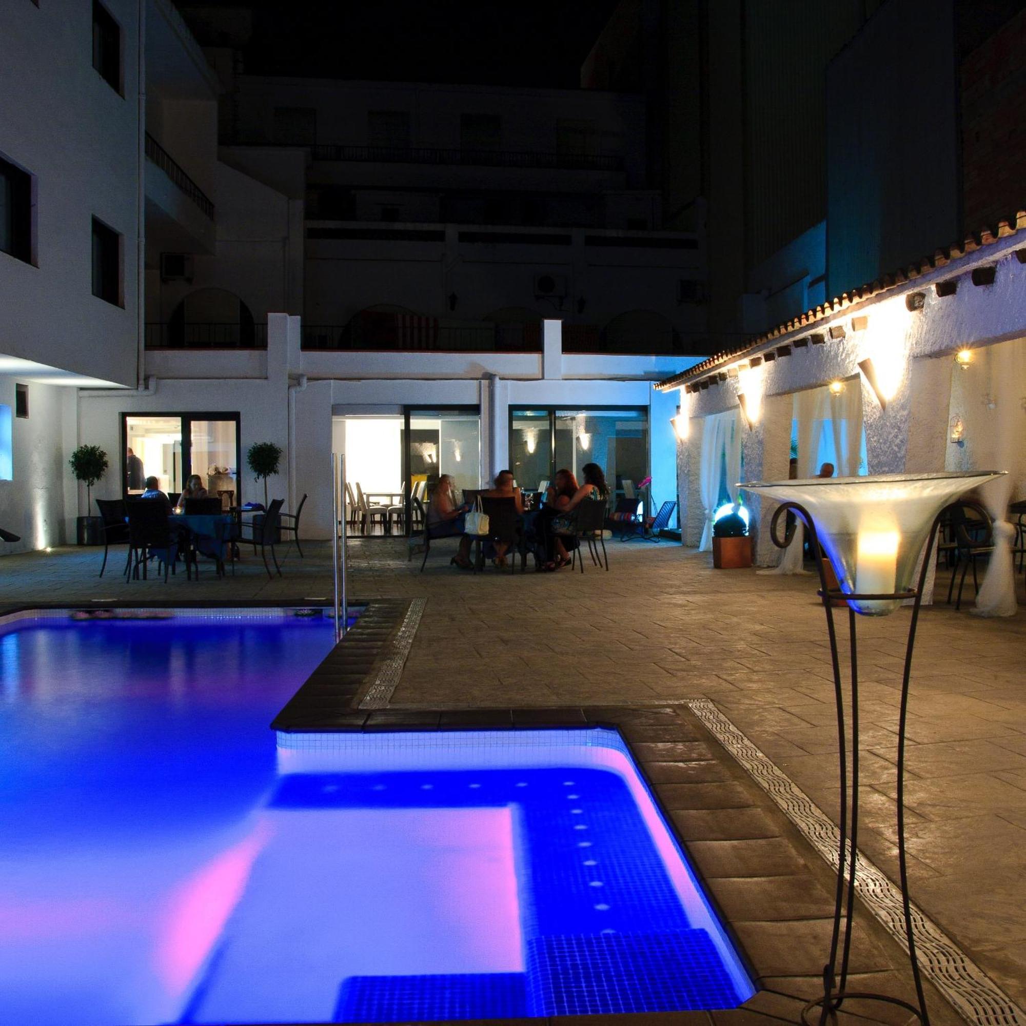 Hotel Salome Calafell Zewnętrze zdjęcie